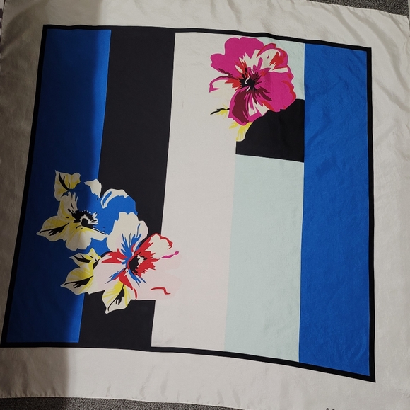 MaxMara Sportmax silk scarf - Picture 3 of 6